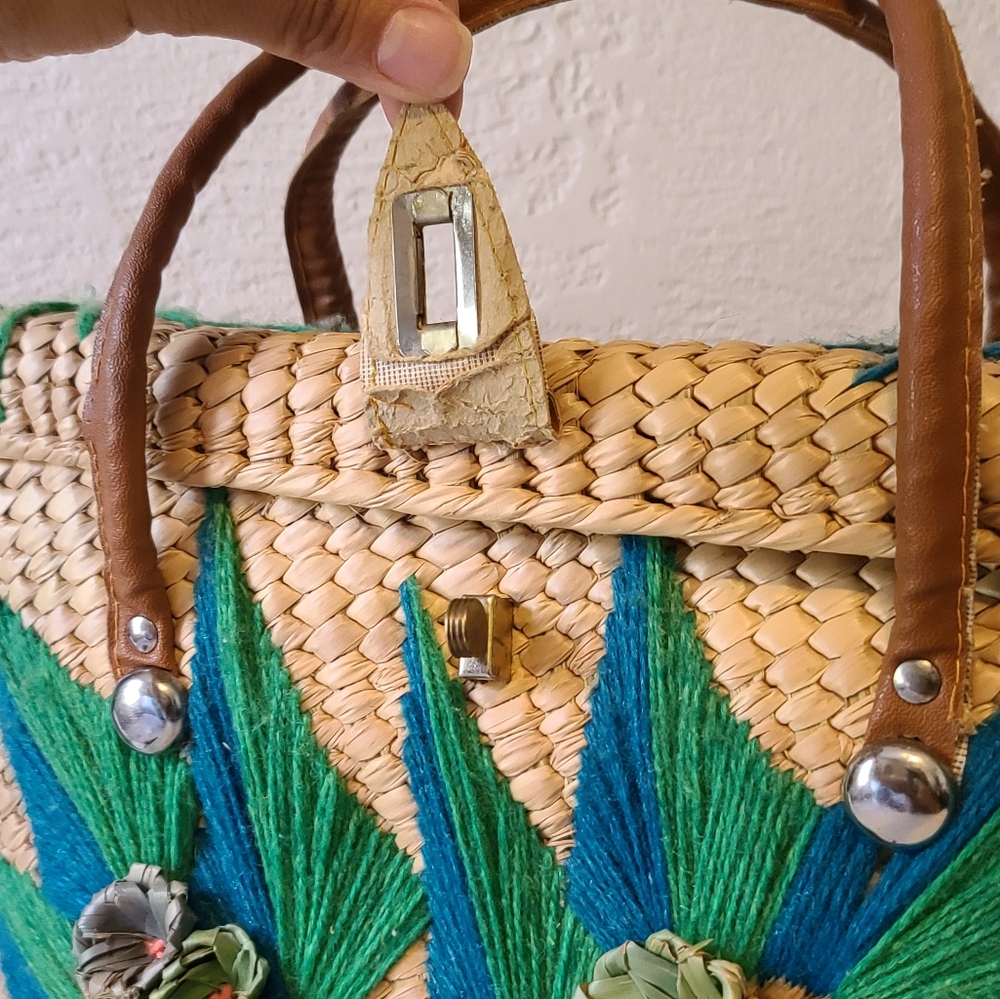 Vintage 1960s woven basket purse - Picture 3 of 11